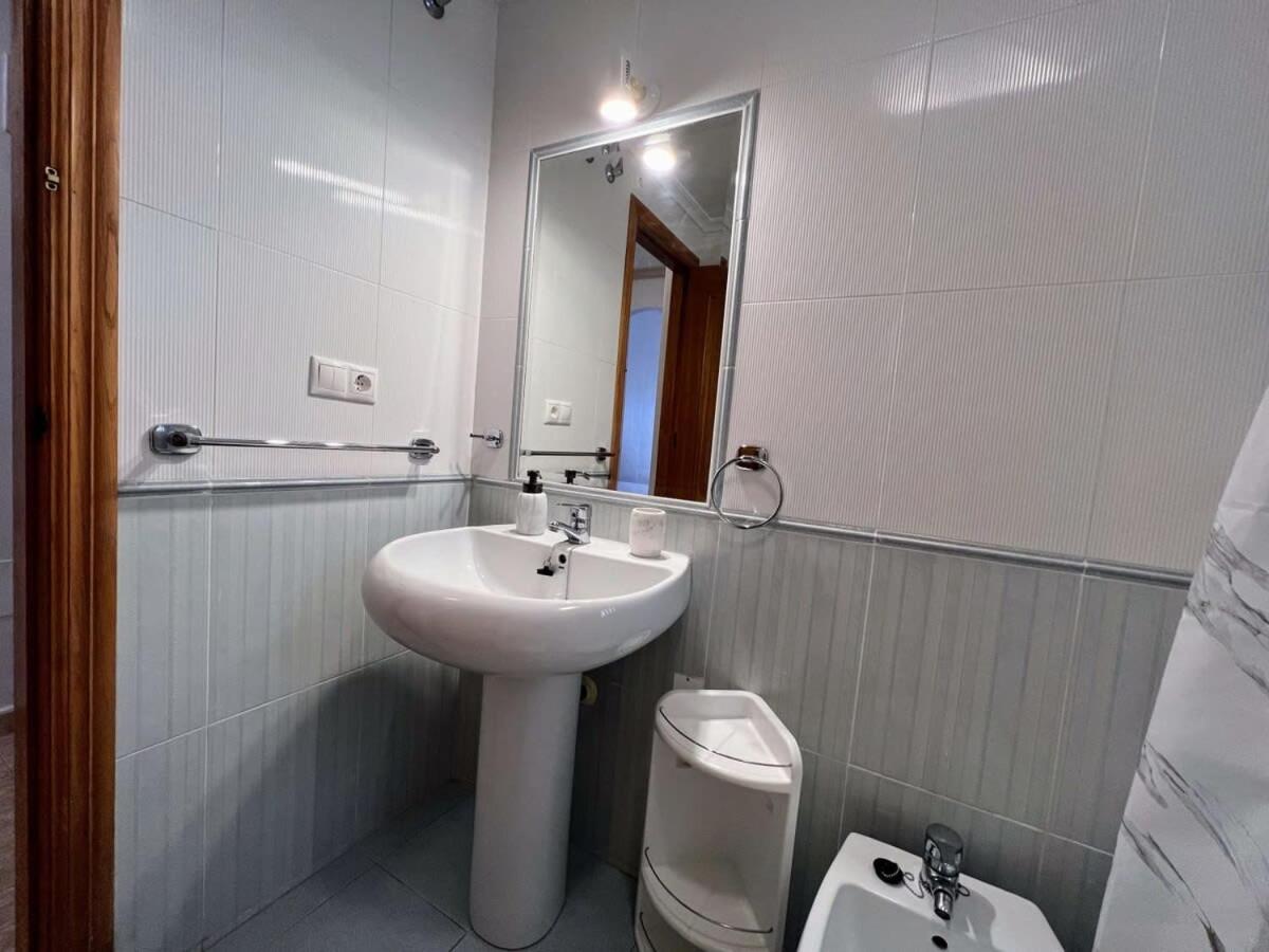 Welcoming Seafront Apartment Tv15 Torrevieja Exterior foto